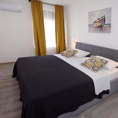 Sophie The Center Of The Old Town Apartamento Zadar Exterior foto